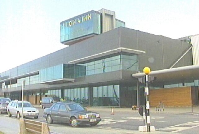 Shannon Airport - US plane lands safely Shannon Airport - US plane lands safely