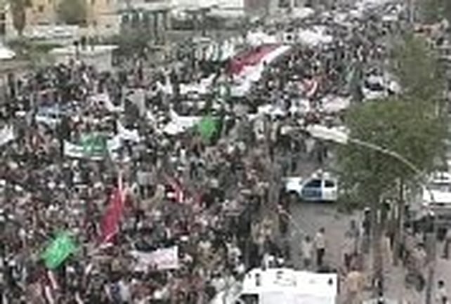 Firdus Square, Baghdad - Thousands stage protest Firdus Square, Baghdad - Thousands stage protest