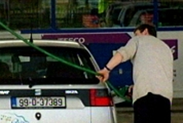 Unleaded petrol prices - Lower in Dublin Unleaded petrol prices - Lower in Dublin