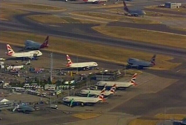Heathrow Airport - First day without cancellations Heathrow Airport - First day without cancellations