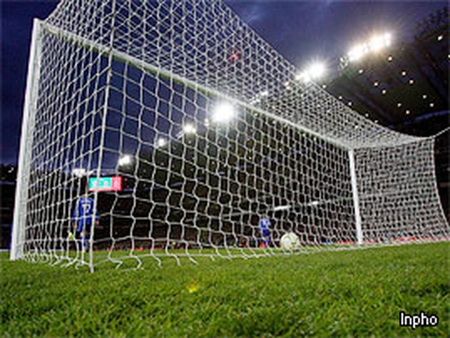 UEFA receive Euro 2016 bids