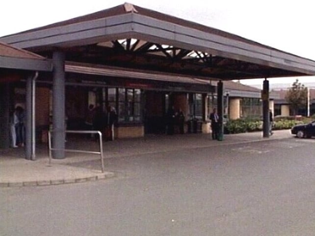 Tallaght Hospital - First death from swine flu Tallaght Hospital - First death from swine flu
