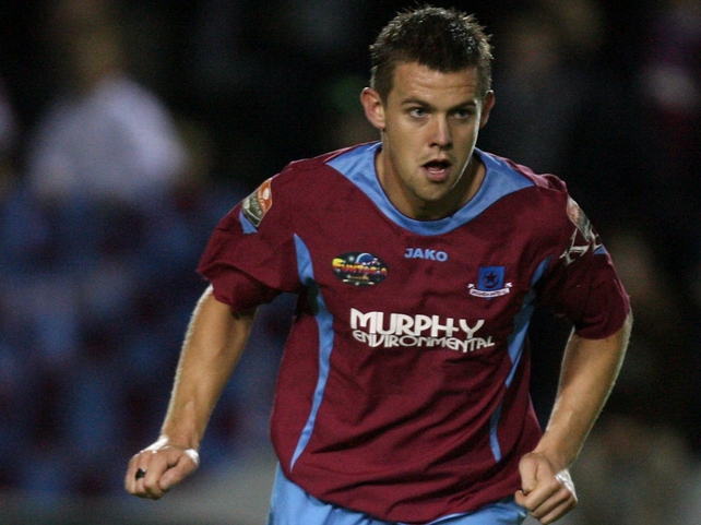 Shane Robinson sealed the victory for Drogheda United at Tolka Park