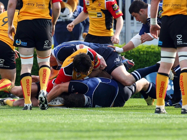 Ollie Le Roux's two tries set Leinster on their way