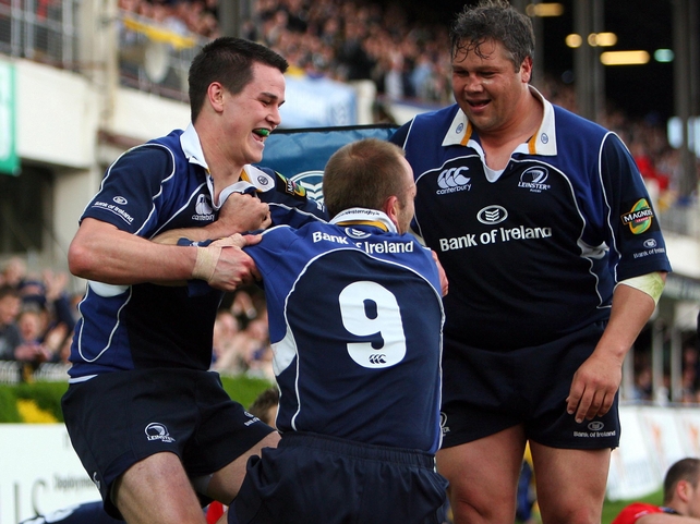 Jonathan Sexton and Ollie Le Roux celebrate Chris Whitaker's try