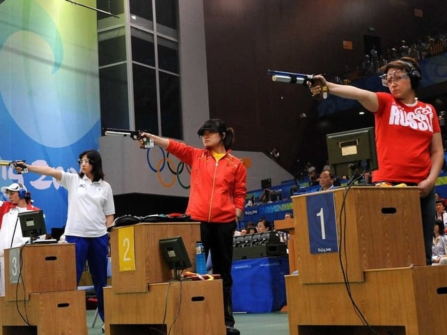 Favourites fall behind in women's pentathlon