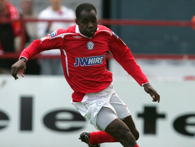 Mark Rutherford's strike sent Shelbourne top of the table on goal difference