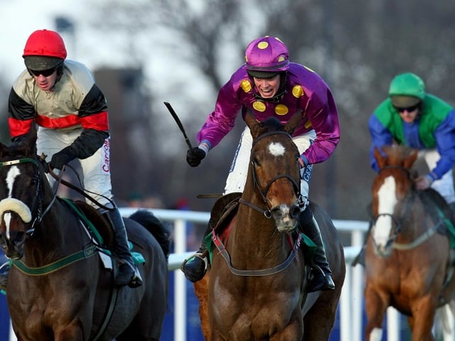Big Zeb (centre) ridden by Matthew O'Connor was a handy winner of the Dial-A-Bet Chase