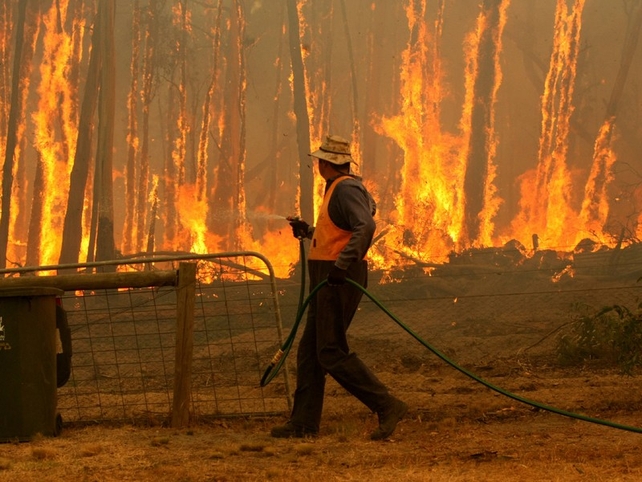 Australia - Bushfire death toll at 200 Australia - Bushfire death toll at 200