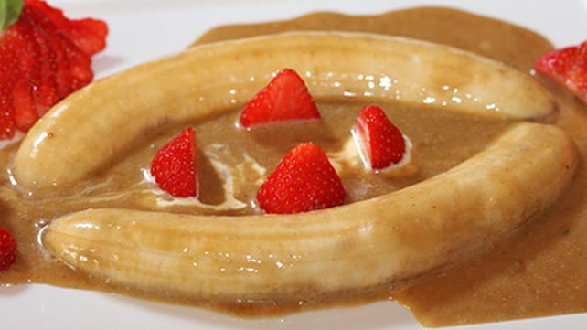 Bananas in a Caramel Cream Sauce Bananas in a Caramel Cream Sauce