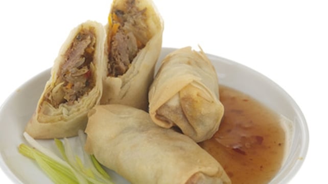 Vietnamese Fresh Summer Rolls and Sweet Birds Eye Chilli Dipping Sauce Vietnamese Fresh Summer Rolls and Sweet Birds Eye Chilli Dipping Sauce