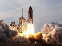 Endeavour lands safely in Florida Endeavour lands safely in Florida