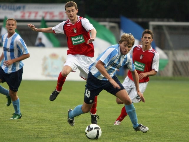 St Patrick's Athletic's Alan Cawley in the thick of the action in Samara