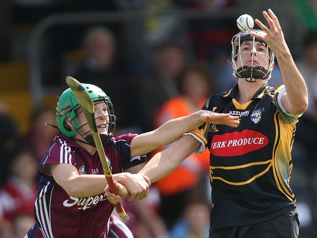 Elaine Aylward (right) was superb at wing back for Kilkenny and it was the Mullinavat player who passed to Marie O'Connor for the winning goal