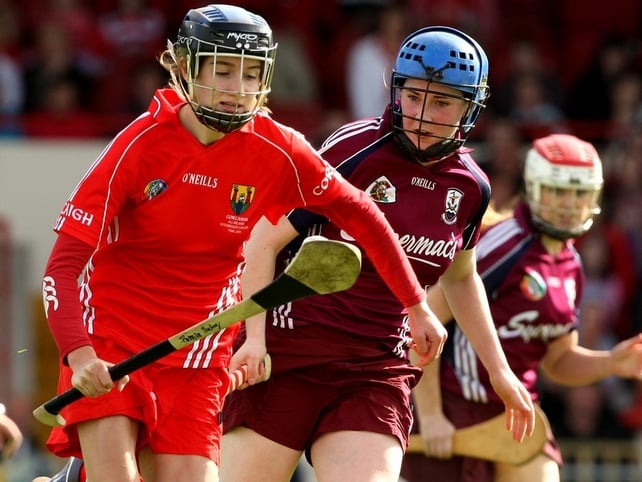 Cork's Pamela Mackey pulls away from Galway's Paula Kenny