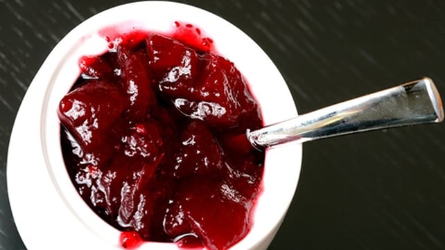 Cranberry with Cinnamon and Orange Cranberry with Cinnamon and Orange
