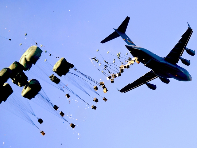 Haiti - Food drops leading to some violence Haiti - Food drops leading to some violence