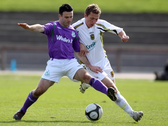 Shamrock Rovers' Danny Murphy challenges Gary O'Neill of Sporting Fingal