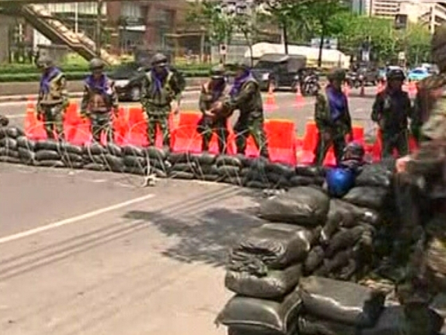 Bangkok - Army attempting to regain control Bangkok - Army attempting to regain control