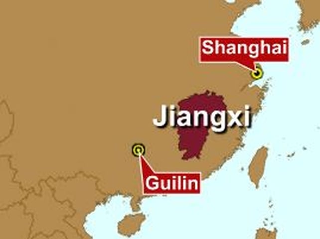19 dead as train derails in China 19 dead as train derails in China