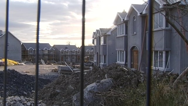 Houses - Mortgage holders responsible for full loan Houses - Mortgage holders responsible for full loan