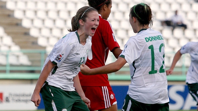 Rahney's Siobhan Killeen (l) in action for Ireland Under-17s