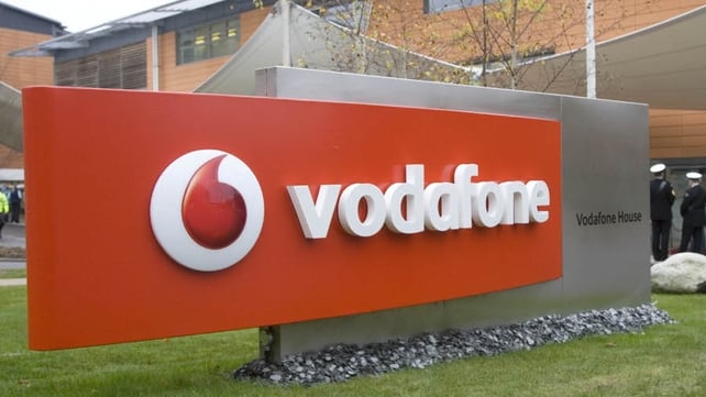 Vodafone notes 2.6% drop in quarterly service revenue Vodafone notes 2.6% drop in quarterly service revenue