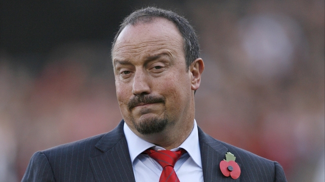 Rafael Benitez has put pressure on the Inter Milan president Massimo Moratti to release funds to sign new players