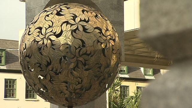 Central Bank tells bankers they can stay on Central Bank tells bankers they can stay on
