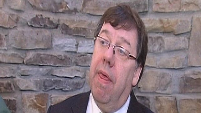 Brian Cowen - Fianna Fáil support at all-time low Brian Cowen - Fianna Fáil support at all-time low