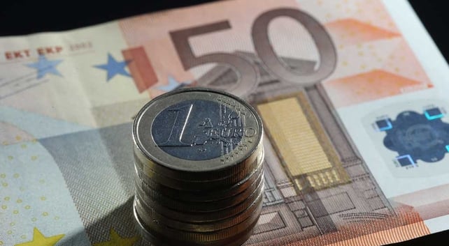 Loan repayments were €403m higher than drawdowns during November Loan repayments were €403m higher than drawdowns during November