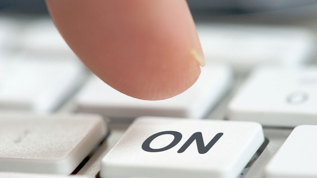 Government seeking new ways to deliver fast broadband Government seeking new ways to deliver fast broadband