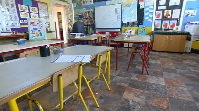 School - Education Minister wants to see more non- and multi-denominational schools School - Education Minister wants to see more non- and multi-denominational schools