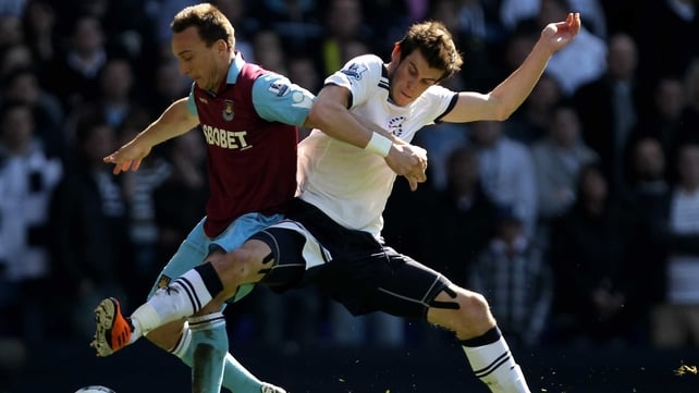 West Ham United battle to a point at White Hart Lane