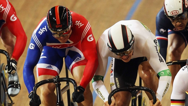 Chris Hoy (left) lost the Keirin event to Shane Perkins (right)