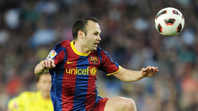 Andres Iniesta scored two penalties for Barca in 4-0 win