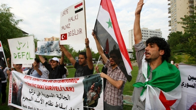 Syrian protesters - Pressure grows on Bashar al-Assad Syrian protesters - Pressure grows on Bashar al-Assad