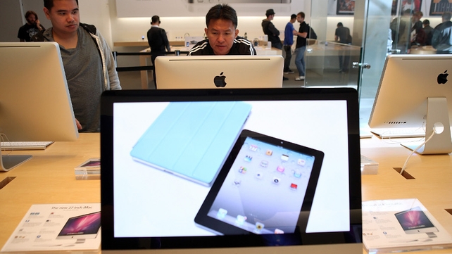 Financial analysts not impressed by Apple's latest quarterly results Financial analysts not impressed by Apple's latest quarterly results