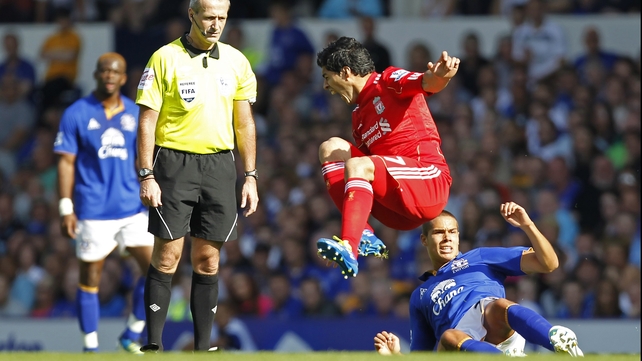 Jack Rodwell (R) is free to play