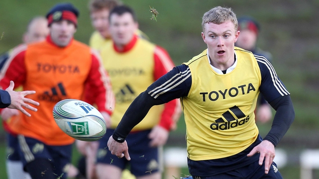 Keith Earls returns to the wing