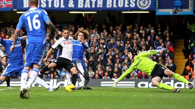 Clint Dempsey equalises for Fulham at Stamford Bridge