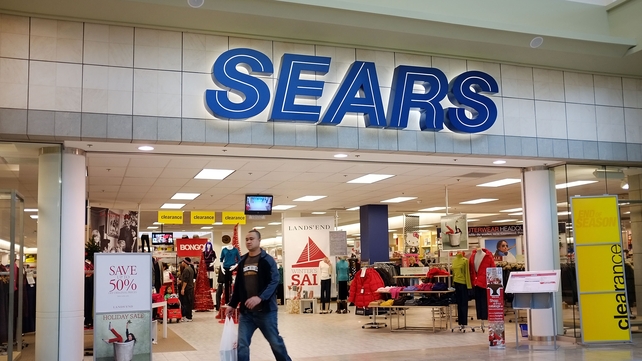 Sears' revenue fell by 9.7% in the second quarter Sears' revenue fell by 9.7% in the second quarter