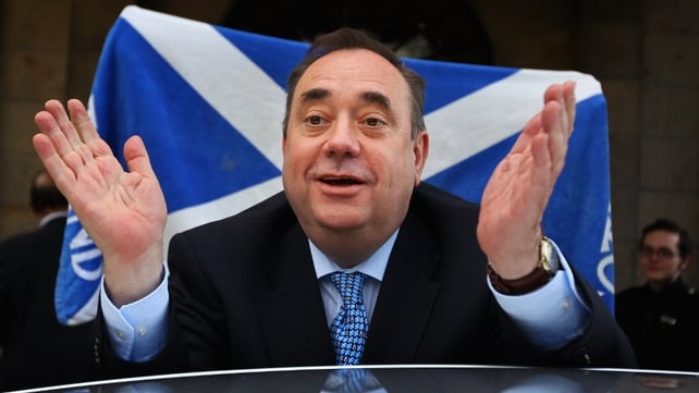 Voters will be asked a single question: 'Should Scotland be an independent country?' Voters will be asked a single question: 'Should Scotland be an independent country?'