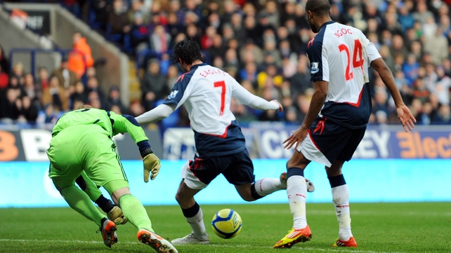 Chris Eagles scores the winner for Bolton