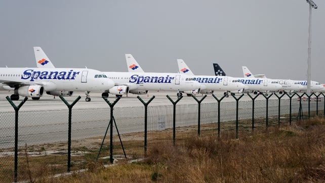 Passengers stranded at Spanish airports after airline Spanair abruptly went bust Passengers stranded at Spanish airports after airline Spanair abruptly went bust