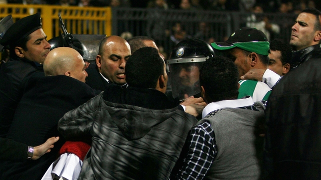 Fans battle with police in Port Said
