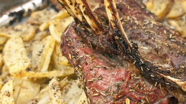 Roast fillet of Beef with horseradish mash and a side of short ribs Roast fillet of Beef with horseradish mash and a side of short ribs