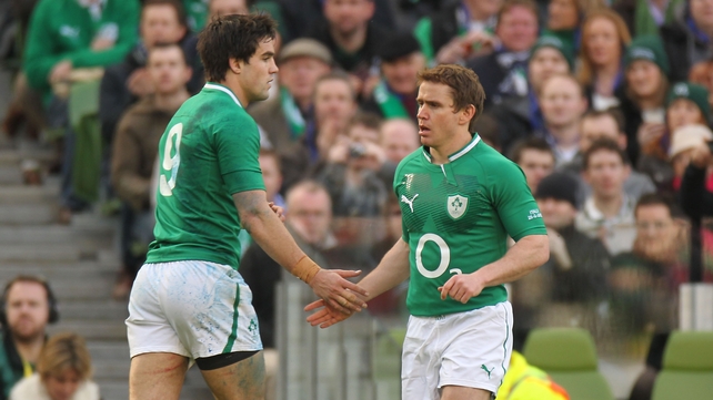 Conor Murray retains his starting place at scrum-half ahead of Eoin Reddan