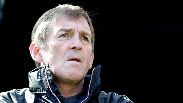 Kenny Dalglish will hold talks with the Liverpool owners