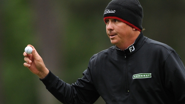 Jason Dufner will tee off in the final group with Fred Couples on Saturday